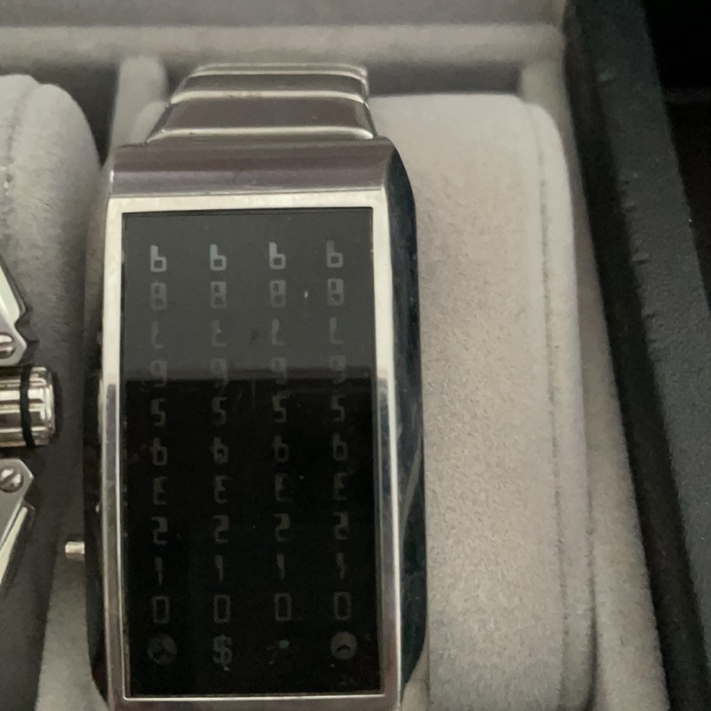 10 watches and watch case. - Picture 7 of 11
